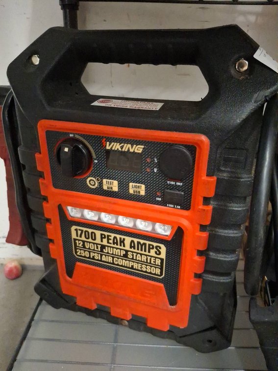 Viking 12V Jump Starter Air Compressor