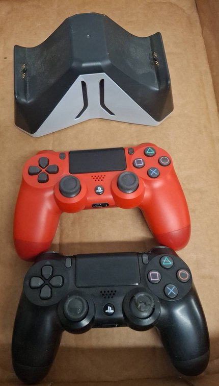 2 Sony PS4 Controllers & Atrix Charging Dock