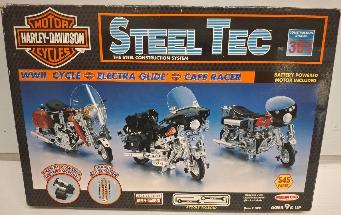 Harley-Davidson Steel Tec Model Kit 301 Set
