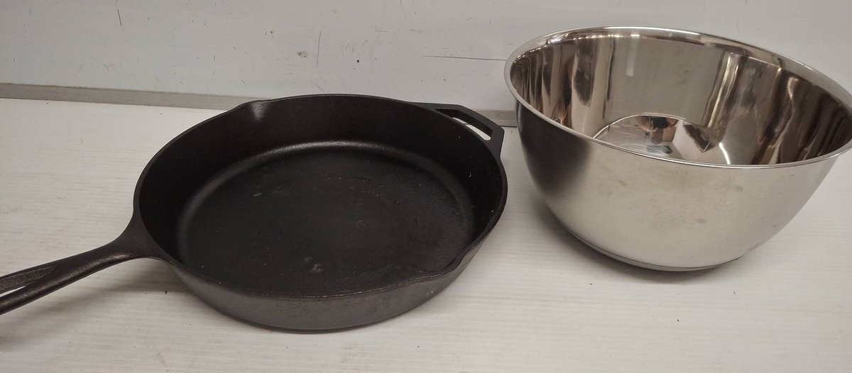 Lodge Cast Iron Skillet & Metal Mixing Bowl