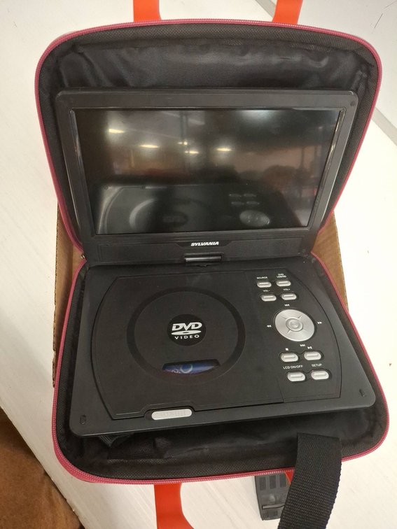 SYLVANIA Portable DVD Player with Cases