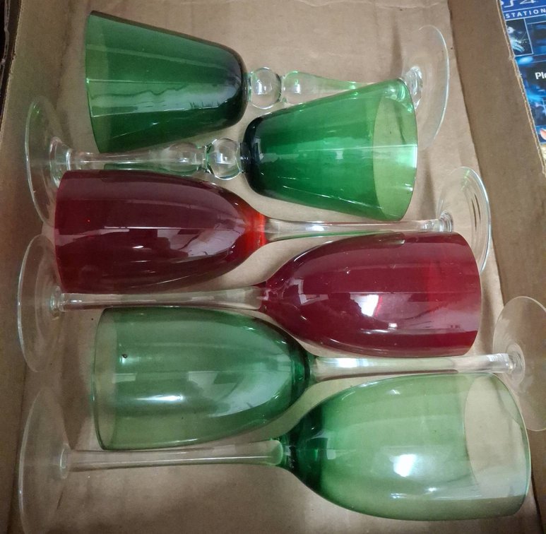 6 Green and Red Wine Glasses