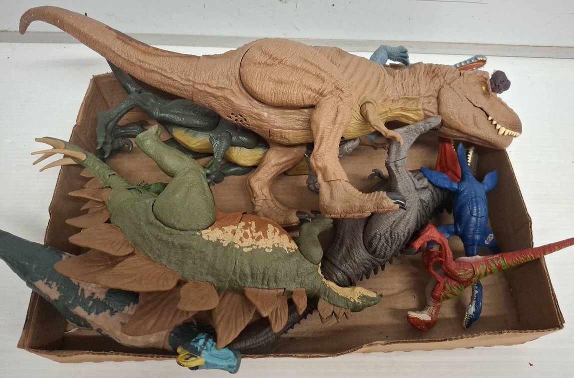 Plastic Dinosaur Figures, 10 Pieces