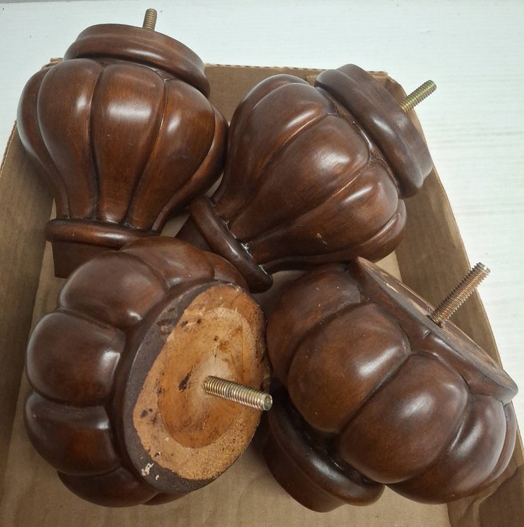 4 Carved Wood Furniture Legs Feet