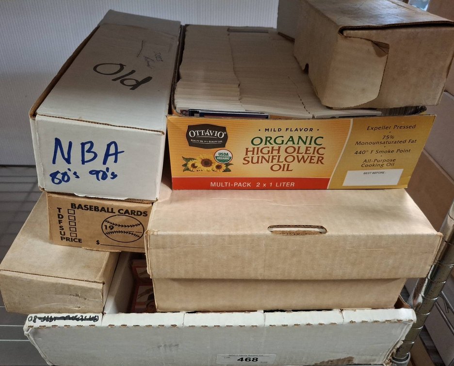 Large Assortment Basketball & Baseball Cards