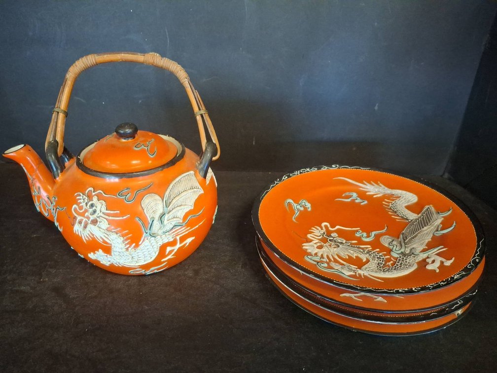 Japanese Hand-Painted Dragon Teapot & Plates