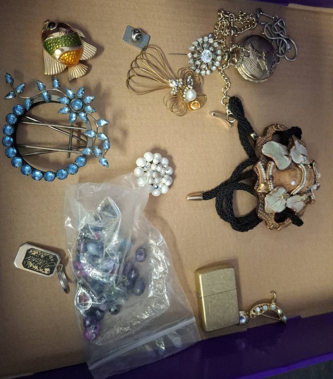 Costume Jewelry, Zippo, Pendants, Beads
