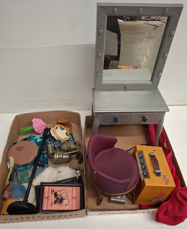 American Girl Tenney Grant Stage Set