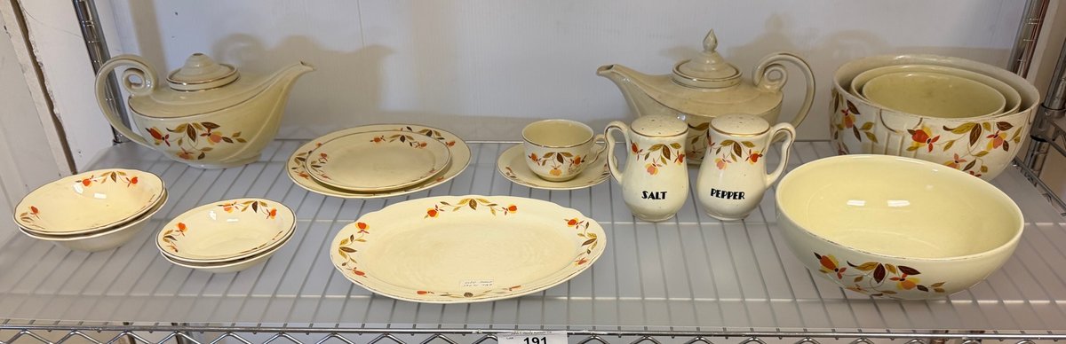 Hall’s Superior Autumn Leaf Dinnerware Set