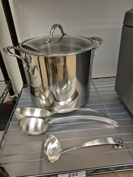 Better homes Stock Pot With Lid And 2 Ladles