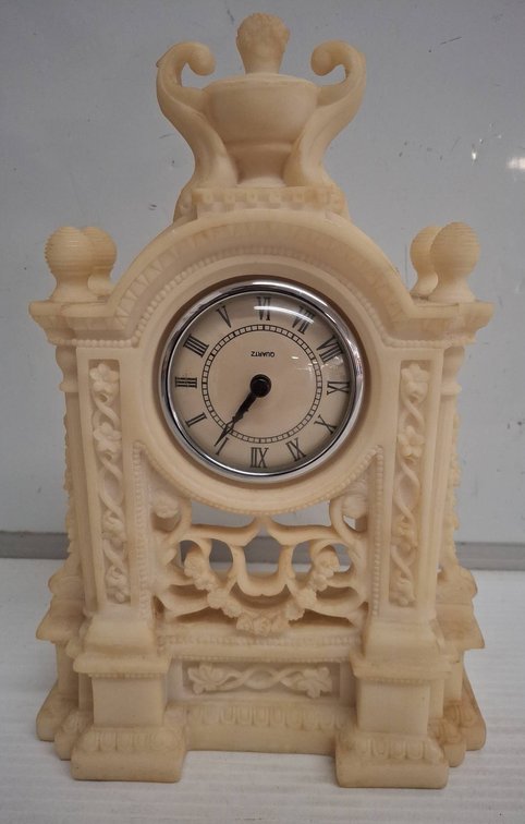 Zimwo Quartz Mantel Clock Ornate 8"×12"