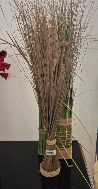 Decorative 40in Natural Dried Grass Arrangements