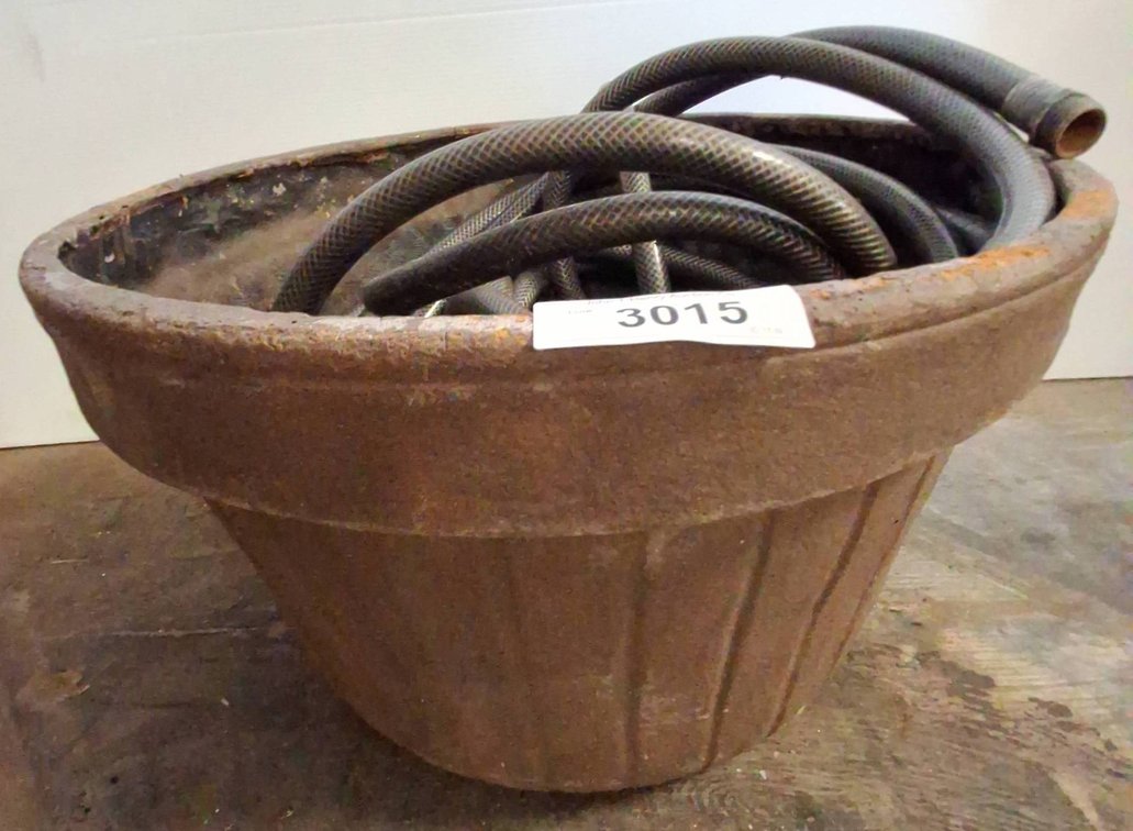 Large Outdoor Planter Pot with Garden Hose 20x11