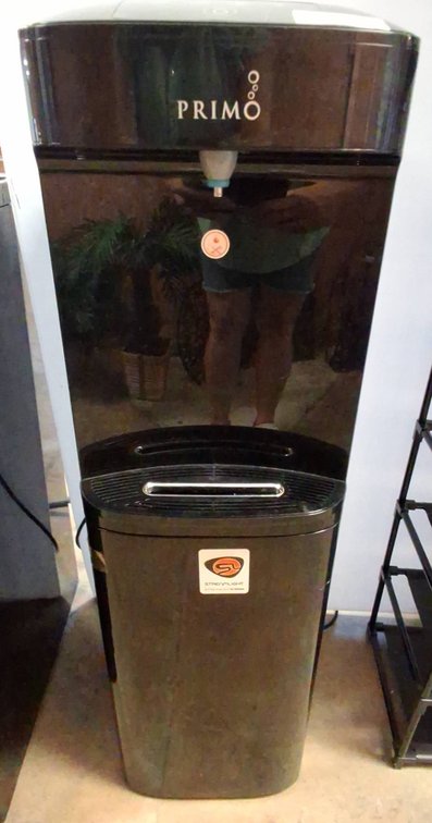 Primo Black Water Dispenser 12x14x42 Inches