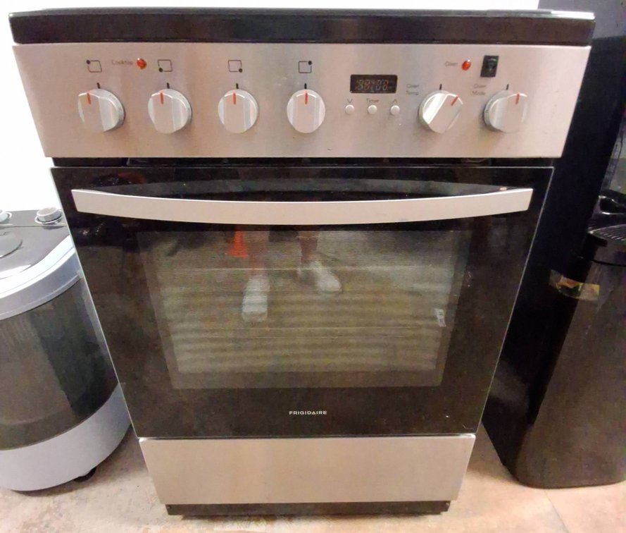 Frigidaire Electric Range, 4-Burner, Stainless Steel