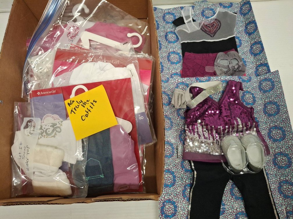 American Girl Truly Me Doll Clothes Lot