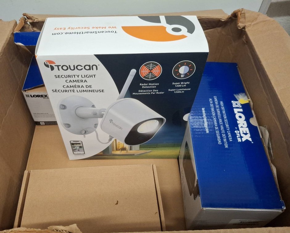 Toucan and Lorex Security Cameras Lot
