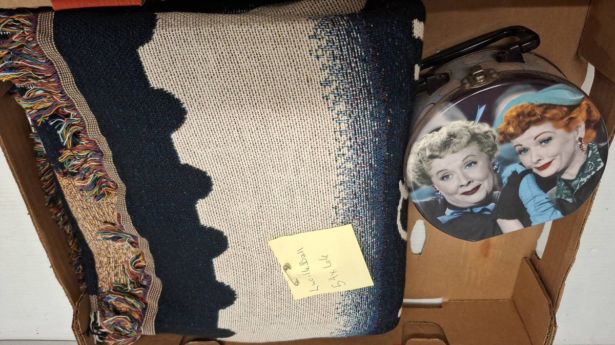 Lucille Ball Throw 54x66 & "I Love Lucy" Tin