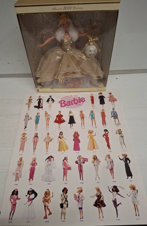 Barbie Celebration Special 2000 Edition Doll