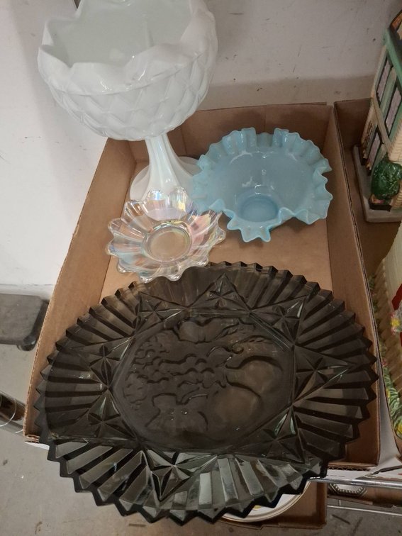 Decorative Glass Bowls and Dishes