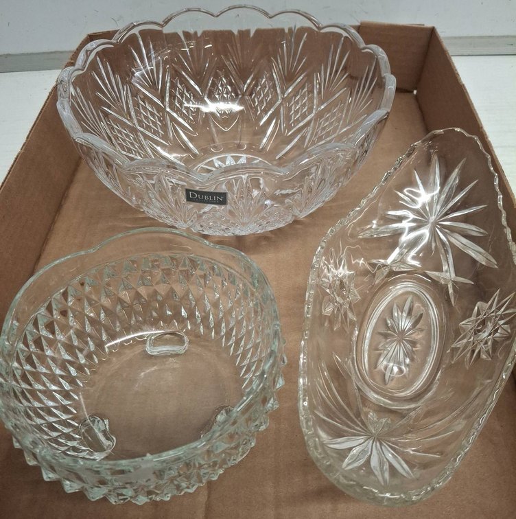 3 Dublin Collection Glass Bowls