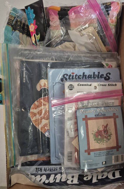 Box Lot Country Cross Stitch Kits & Floss