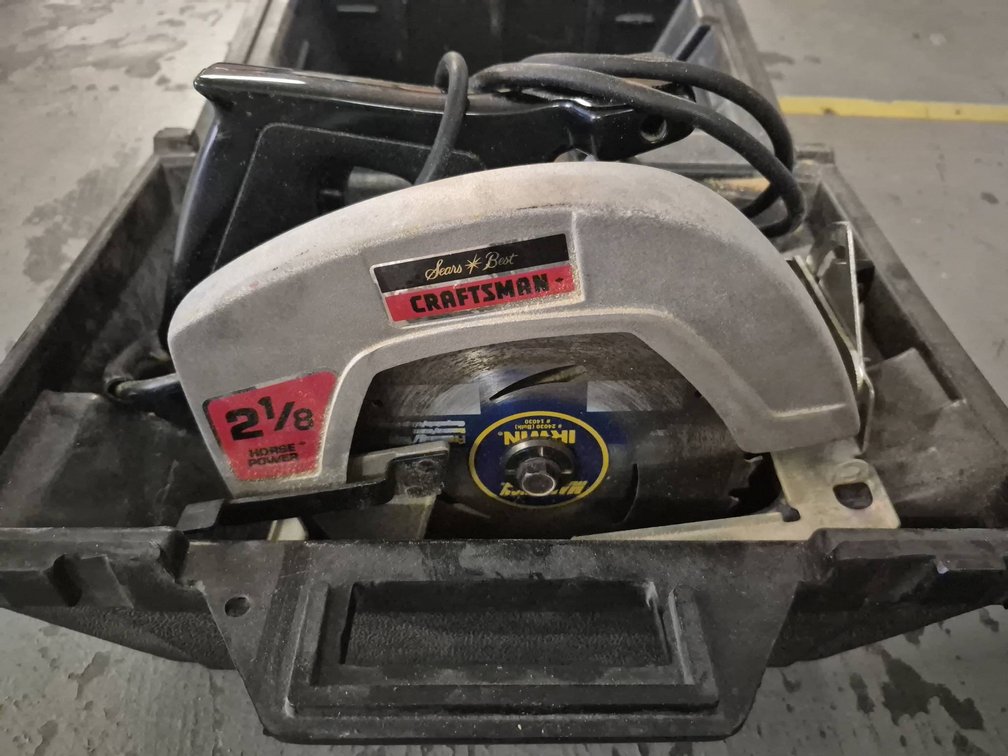 Craftsman 2 1/8 HP Circular Saw in Case