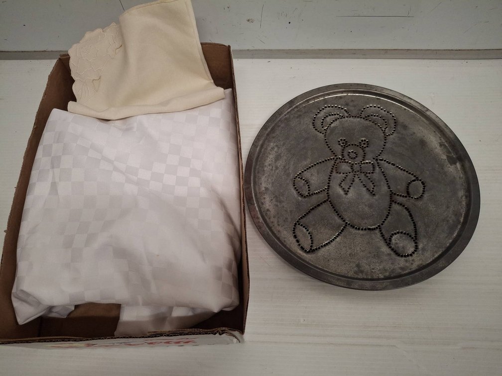 Teddy Bear Cake Pan and Box of Linens