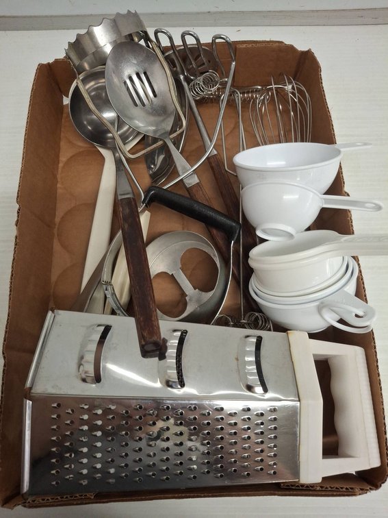 Kitchen Utensils and Grater Lot