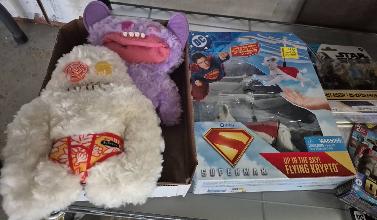 Action Figures And Plush Toys Lot