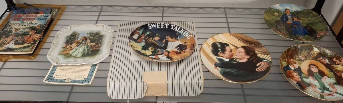 Gone With The Wind Plates and Cookbook Lot