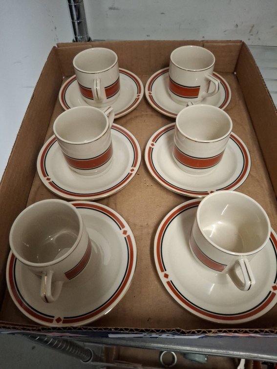 Kun-Lun China 6 Cup And Saucer Sets