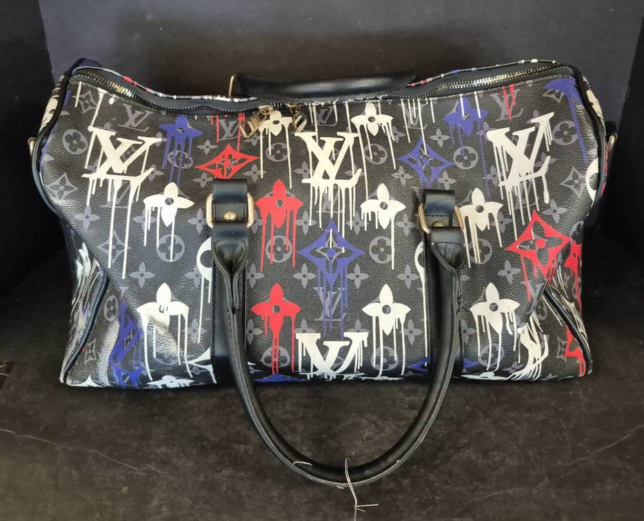 Louis Vuitton Style Handbag Not Authenticated