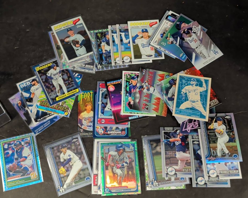 Los Angeles Dodgers Baseball Card Lot W/ Case