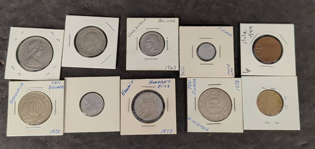 8 World Coins Yugoslavia, Kuwait, Venezuela, Chile