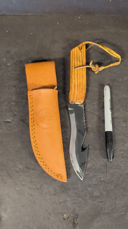 Handmade Fixed Blade Knife With Leather Sheath