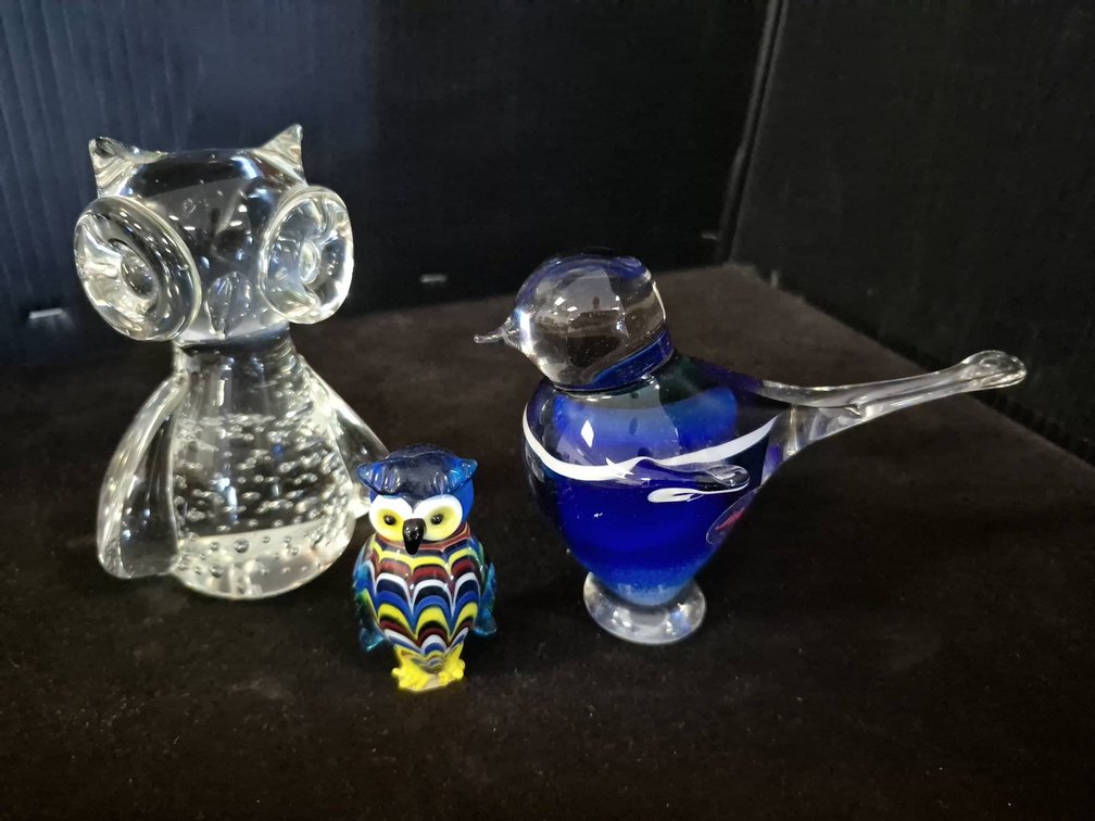 Small Art Glass Owl and Bird Figurines Lot