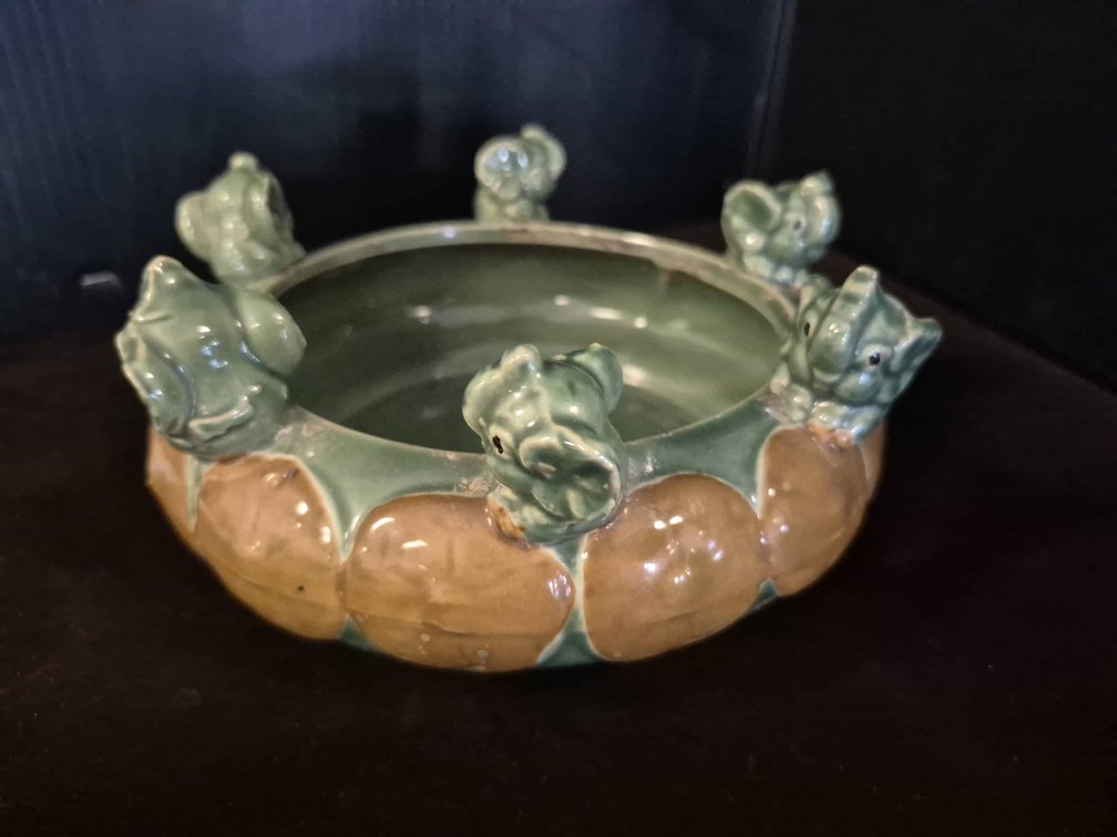 Majolica Style Ceramic Elephant Planter Bowl