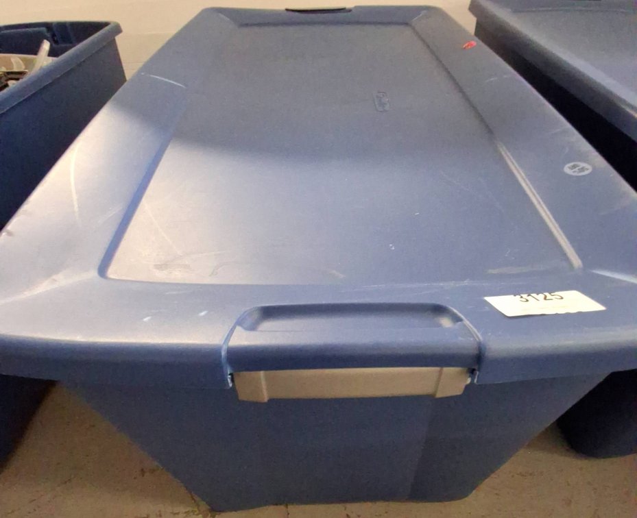 Large Tote With Assorted Plastic Hangers