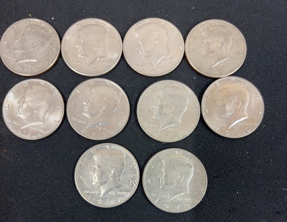 10 Kennedy Half Dollars US Coins Assorted Years