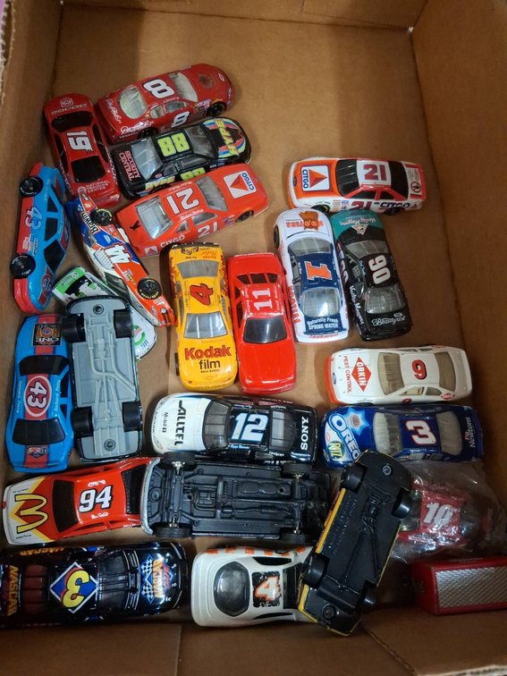Diecast NASCAR Toy Cars