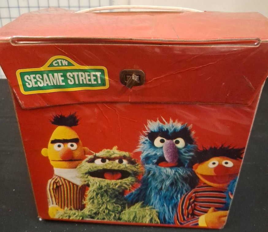 Sesame Street Vinyl Case w/ Books and Records