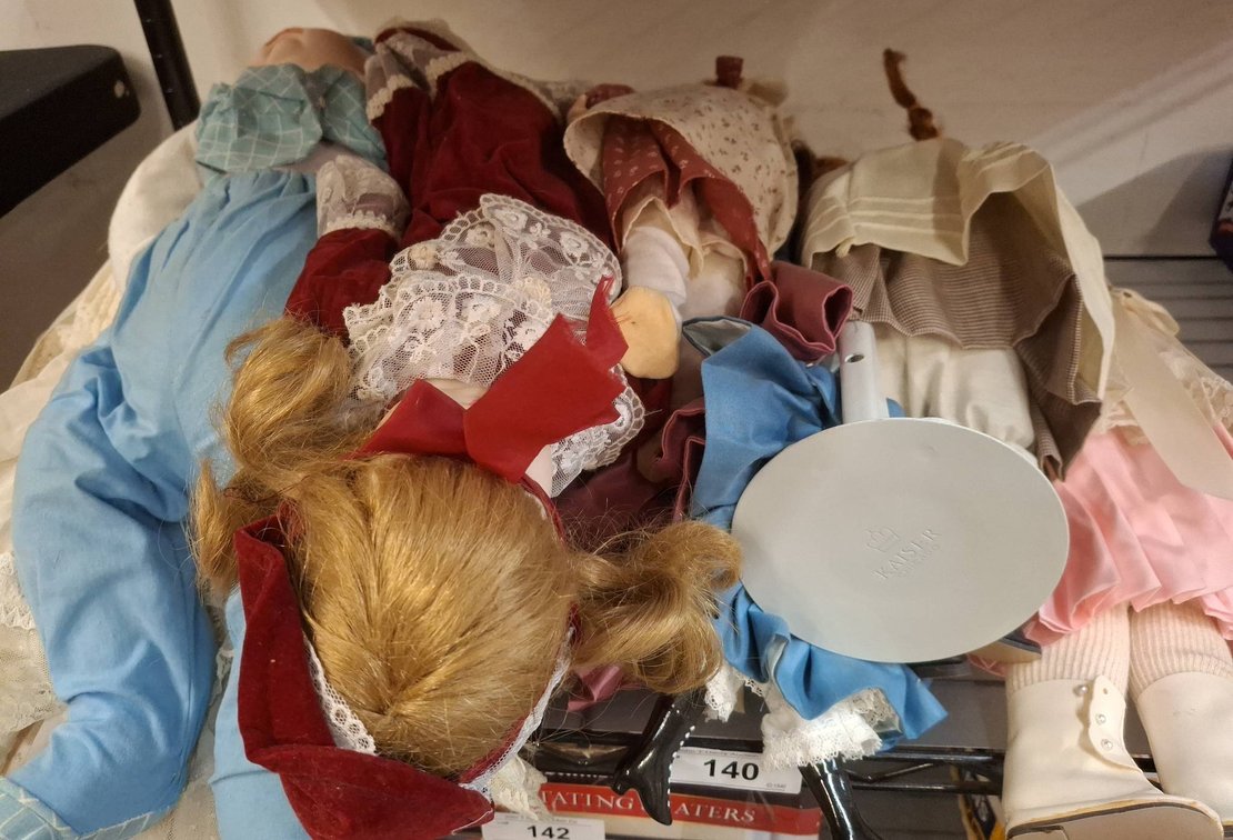 Porcelain and Cloth Dolls, 12 Pieces