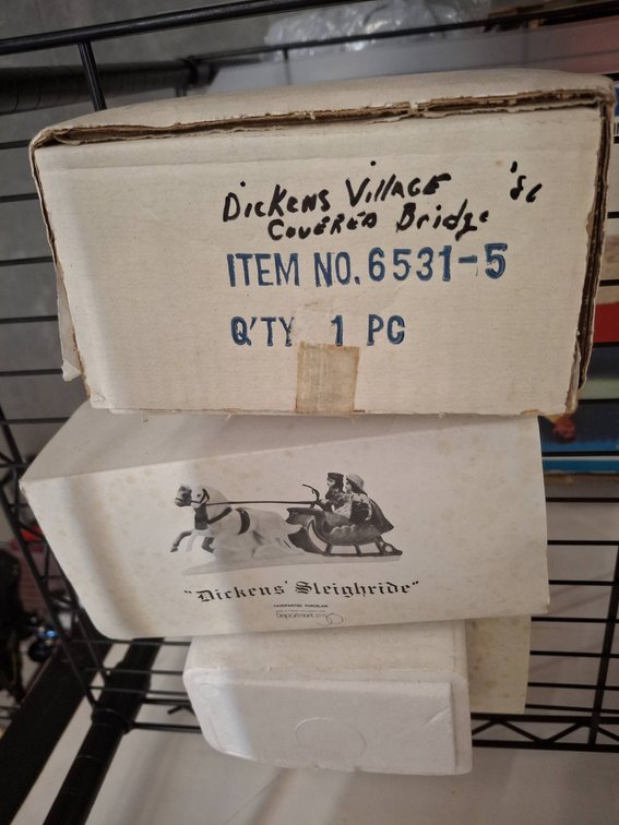 Dept 56 Dickens Village Carolers & Sleighride