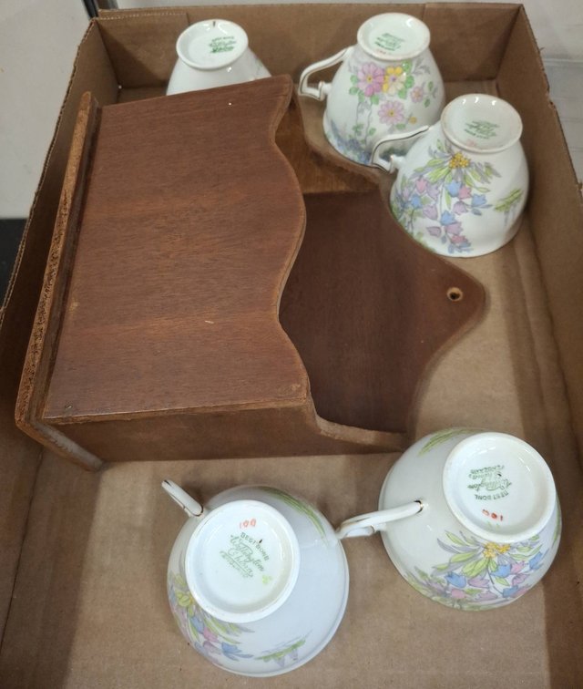 Wellington China Tea Cups with Wooden Box