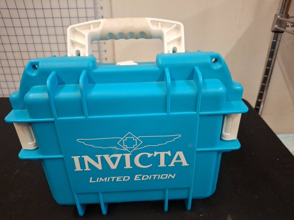 Invicta Limited Edition Watch Collector Case