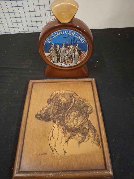 FOE 75th Anniversary Decanter & Dog Plaque 10"×12"