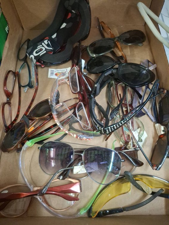 Eyeglasses and Sunglasses Lot