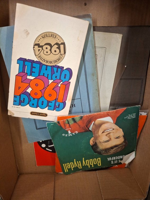 Box Lot Books, Reports, Bobby Rydell, J. Geils