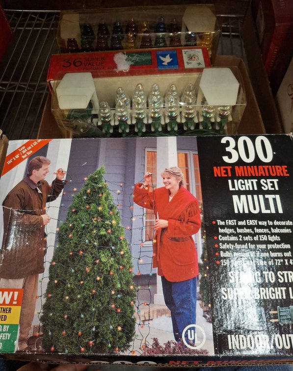 Holiday Light Sets and Card Assortment Lot